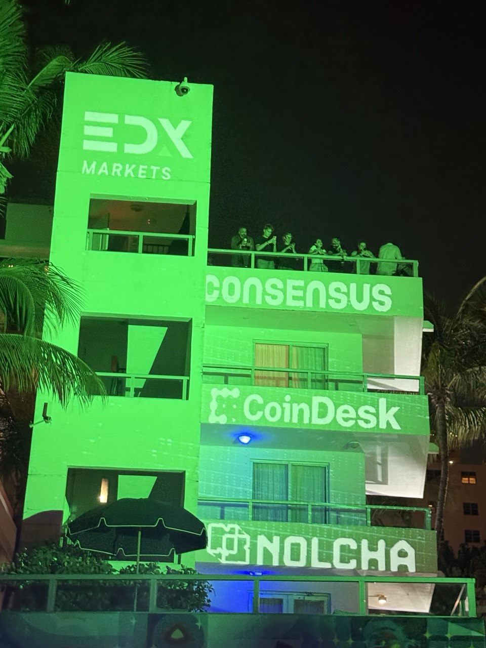 Consensus projection building — night